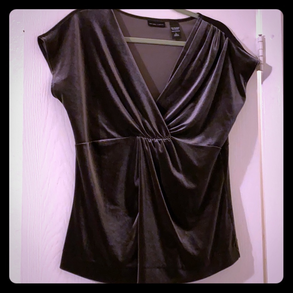 ✨ Velvet (looking) top